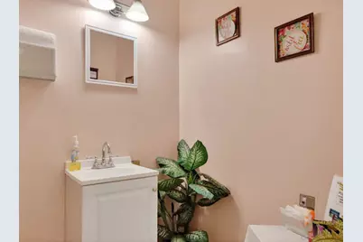 4427-4429 W Fond Du Lac Ave, Milwaukee, WI 53216 - Photo 6