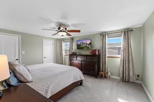 3560 S Loretta Ln, New Berlin, WI 53151 - Photo 22