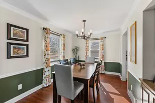 3560 S Loretta Ln, New Berlin, WI 53151 - Photo 10