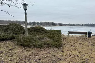 8045 W Lakeshore Dr, Burlington, WI 53105 - Photo 18