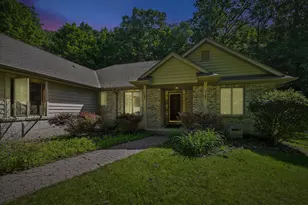 520 Bayberry Ln, Slinger, WI 53086 - Photo 1