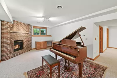 520  Bayberry Ln, Slinger, WI 53086 - Photo 22