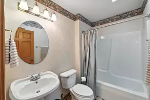 520 Bayberry Ln, Slinger, WI 53086 - Photo 20