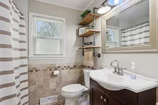 1341 E Roberta Ave, Waukesha, WI 53186 - Photo 40