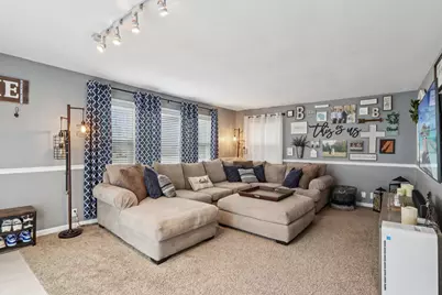 1341 E Roberta Ave, Waukesha, WI 53186 - Photo 16