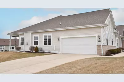 3905 S Five Iron Ct, New Berlin, WI 53151 - Photo 4