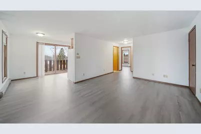 3901  Country Pl #C, Sheboygan, WI 53081 - Photo 2