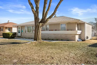9043 W Grantosa Dr, Milwaukee, WI 53225 - Photo 2