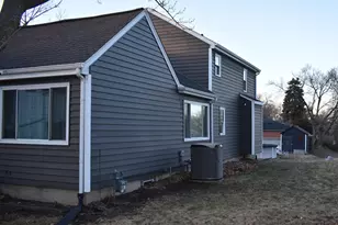 452 E Bolivar Ave, Milwaukee, WI 53207 - Photo 28