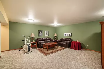 1218  Harvest Cir, Holmen, WI 54636 - Photo 16