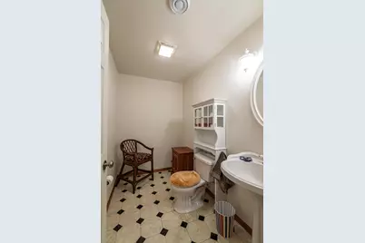 1218  Harvest Cir, Holmen, WI 54636 - Photo 18