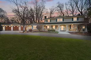 N59W38235 Mainland Dr, Oconomowoc, WI 53066 - Photo 2