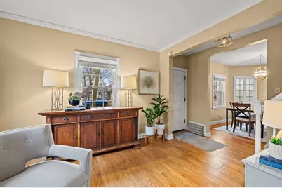 4975 N Hollywood Ave, Whitefish Bay, WI 53217 - Photo 6