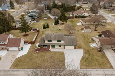 W158N10768  Catskill Ln, Germantown, WI 53022 - Photo 4