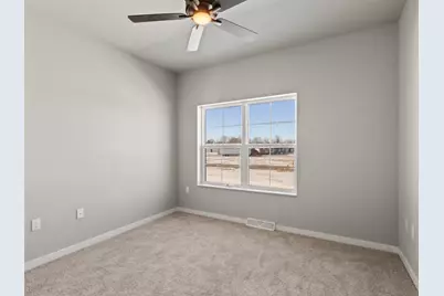 1675  Reigle Dr Unit #6, Kewaskum, WI 53040 - Photo 12