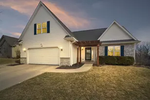 1243 Firethorn Dr, West Bend, WI 53090 - Photo 28