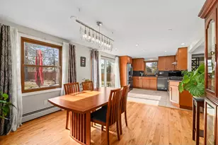 11249 N Oriole Ln, Mequon, WI 53092 - Photo 10