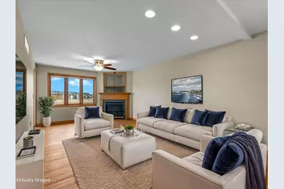 986  Oconomowoc Pkwy, Oconomowoc, WI 53066 - Photo 6