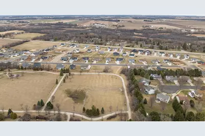 1302  Evergreen Dr, Delavan, WI 53115 - Photo 6