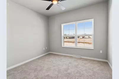 1675  Reigle Dr Unit #7, Kewaskum, WI 53040 - Photo 16