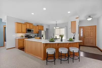 1960  Foxcroft Ln, Waukesha, WI 53189 - Photo 10