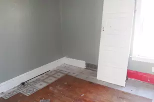 1105 W Keefe Ave, Milwaukee, WI 53206 - Photo 12