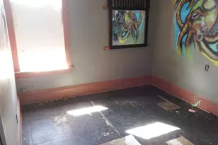 1105 W Keefe Ave, Milwaukee, WI 53206 - Photo 14