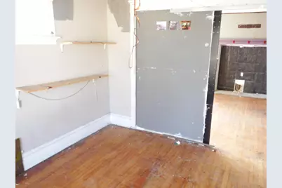 1105 W Keefe Ave #1107, Milwaukee, WI 53206 - Photo 10