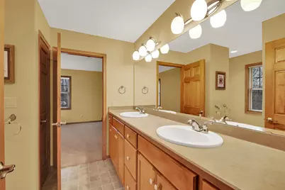 315  Prairie Song Dr, Waukesha, WI 53188 - Photo 24