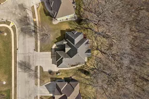 315 Prairie Song Dr, Waukesha, WI 53188 - Photo 52