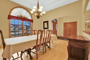 315 Prairie Song Dr, Waukesha, WI 53188 - Photo 4