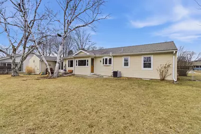 309  Roberts Dr, Mukwonago, WI 53149 - Photo 42