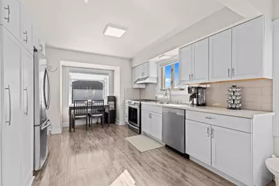 3130 S 60th St, Milwaukee, WI 53219 - Photo 8