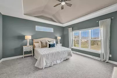 N56W19780  Powell Dr, Menomonee Falls, WI 53051 - Photo 18