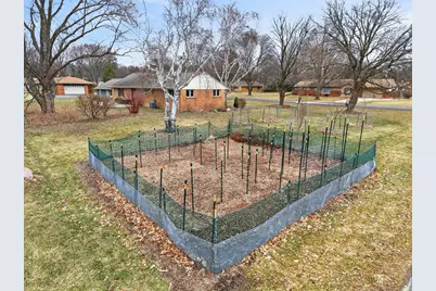 1245  Simon Dr, Brookfield, WI 53005 - Photo 36