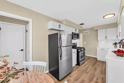 2801 W High St, Racine, WI 53404 - Photo 12