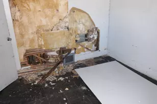 3249 N 13th St, Milwaukee, WI 53206 - Photo 10