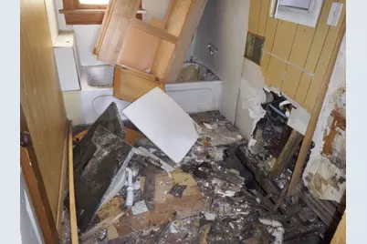 3249 N 13th St, Milwaukee, WI 53206 - Photo 8