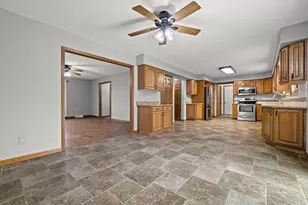 11912 28th Ave, Pleasant Prairie, WI 53158 - Photo 10