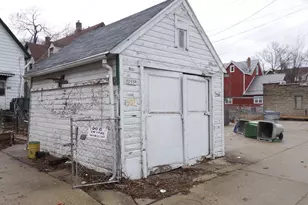 2556 N Humboldt Blvd, Milwaukee, WI 53212 - Photo 4