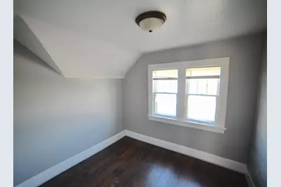 2104 S 71st St, West Allis, WI 53219 - Photo 14