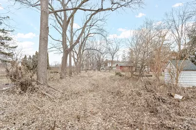 1230  Bay Shore Dr, Oshkosh, WI 54901 - Photo 6