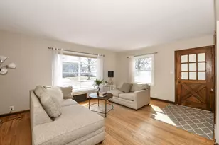 2515 N 71st St, Wauwatosa, WI 53213 - Photo 4