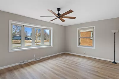 6956 W Morgan Ave, Milwaukee, WI 53220 - Photo 8