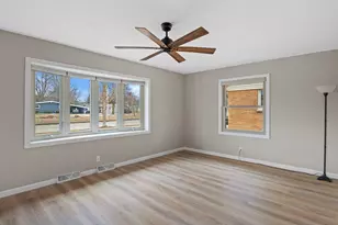 6956 W Morgan Ave, Milwaukee, WI 53220 - Photo 8