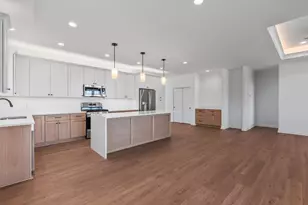 116 Luxembourg Brotherhood Blvd, Belgium, WI 53004 - Photo 6