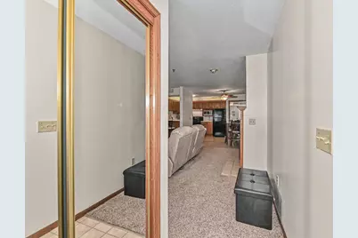 17360 W Lincoln Ave, New Berlin, WI 53146 - Photo 26