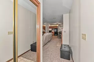 17360 W Lincoln Ave, New Berlin, WI 53146 - Photo 26