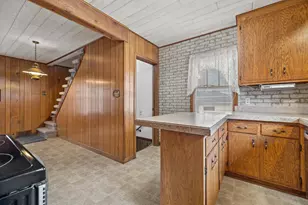 1423 W Lawn Ave, Racine, WI 53405 - Photo 2