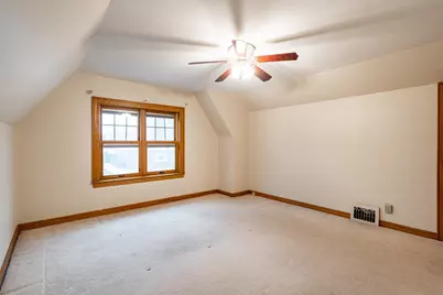 2951 N 70th St, Milwaukee, WI 53210 - Photo 24